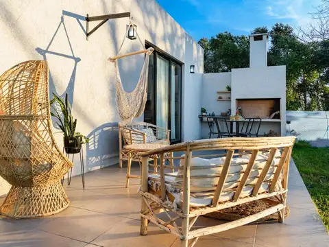 Casa en Venta en Pilar Del Este, USD 179.999