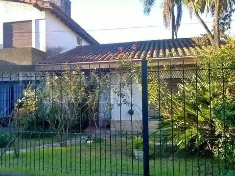 Casa - Barrio Parque Leloir