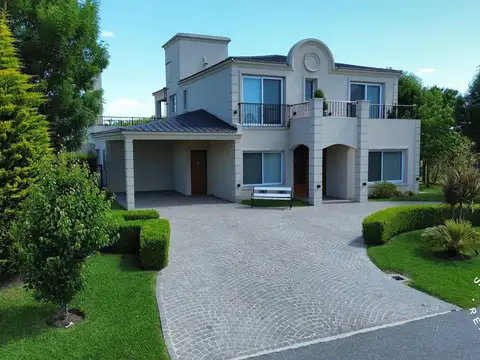 CASA | 5 AMBIENTES | PISCINA CLIMATIZADA | AMOBLADA | COCHERA | GREENVILLE HUDSON
