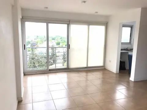 Departamento con cochera en venta - Ituzaingó Norte