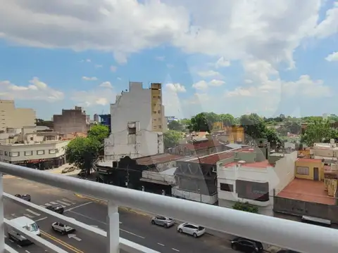 Venta departamento en Liniers 1 ambiente monoambiente luminoso frente norte