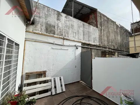 Depto Tipo Casa en Alquiler de 3 ambientes