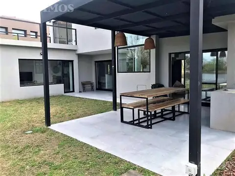 Casa en Alquiler en San Francisco, USD 3.600