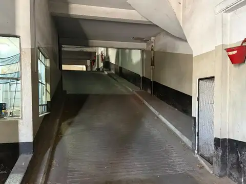 ESTACIONAMIENTO DE 1360 M2