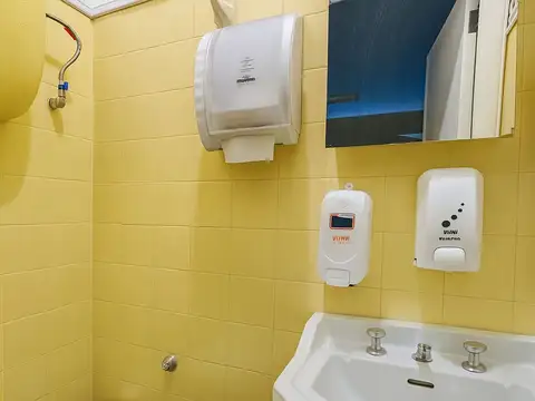 Oficina en Venta en Ciudad Vieja, USD 45.000