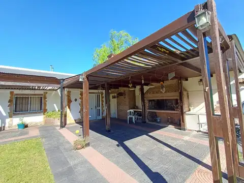 Casa 3 ambientes con 1 baño