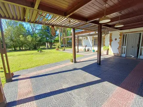 Casa en Venta con 7 cocheras