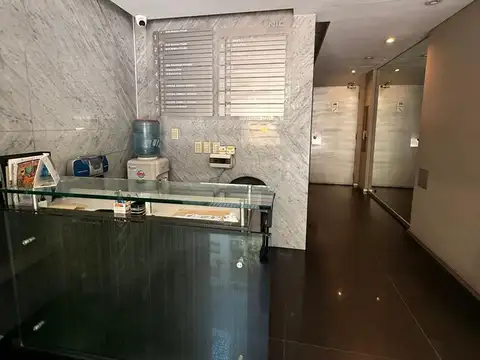 Oficina en Venta con 2 cocheras
