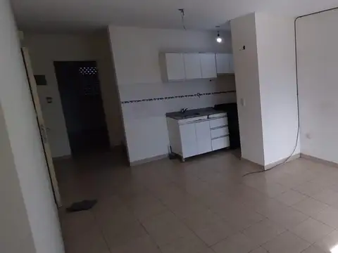 Departamento en ALQUILER, sobre la calle Pizarro, Del Viso Centro.