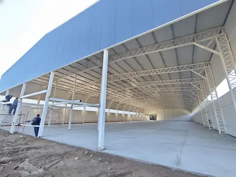 Alquiler Nave Industrial  Moreno
