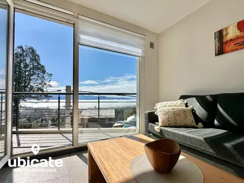 Departamento en venta con balcón y cochera ( alquilado )