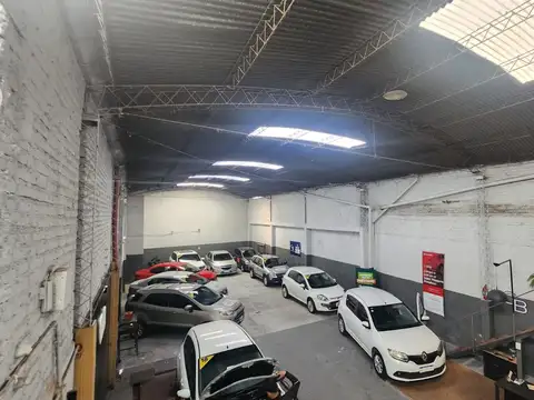 Galpón en Venta en Alberdi, Cordoba