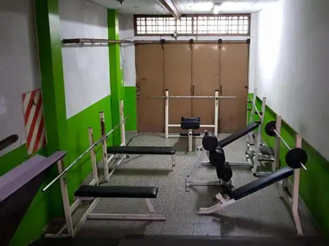 Local en Venta en Jose Leon Suarez, USD 280.000