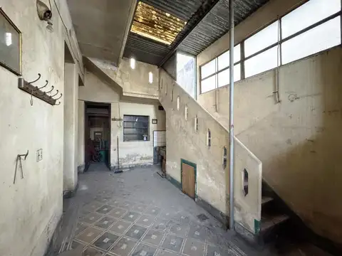 Depto Tipo Casa en Venta con 1 cocheras