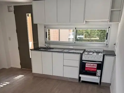 Departamento en Venta en Del Viso, USD 89.000