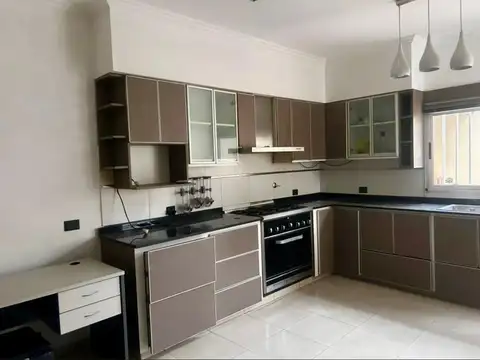 Depto Tipo Casa en Venta de 3 ambientes