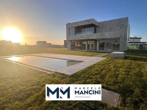 VENTA Casa en Terralagos barrio Parque