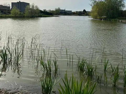 Terreno en Venta en El Cantón - Barrio Islas, USD 125.000