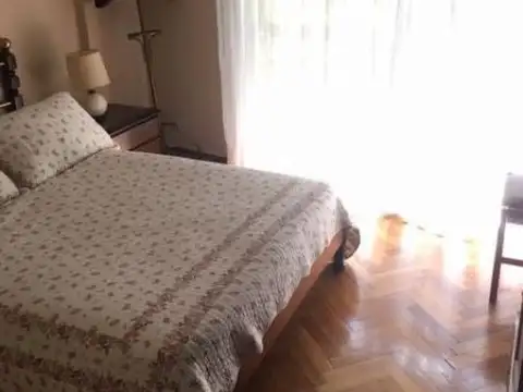 Departamento 5 ambientes con 3 baños
