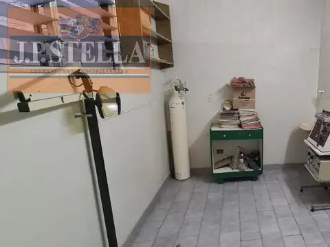 Local en Alquiler 40 años