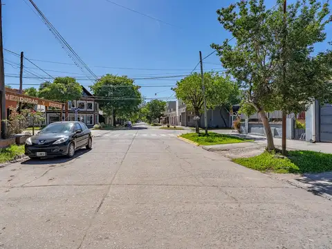 Local en Venta en Funes, USD 280.000