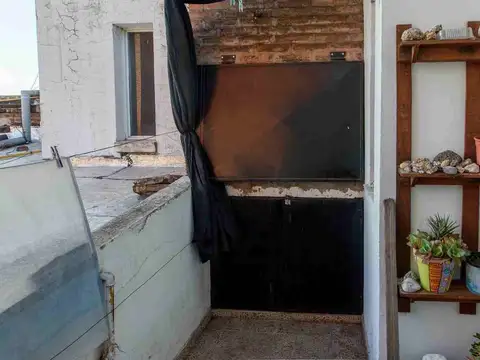 VENTA CASA + 2 DPTOS + 1 DEPTO A REFACC. CENTRO