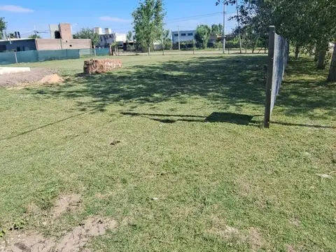 Terreno en Venta 30  mts Fondo