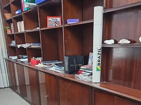Oficina en Venta 70 años