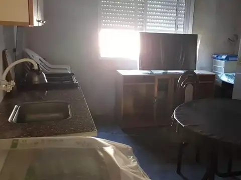 Casa 2 ambientes con 1 baño