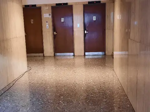 Oficina en Venta en Tribunales, Centro