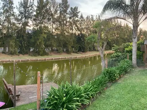 Casa en Alquiler de 4 dormitorios