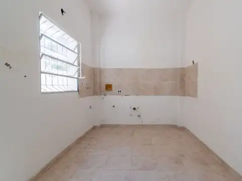 Depto Tipo Casa 2 ambientes con 1 baño