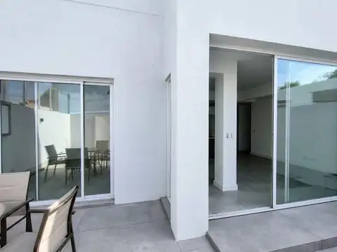 Depto Tipo Casa en Venta de 3 ambientes