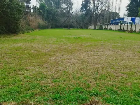 Terreno en Venta en Villa Luzuriaga, USD 250.000