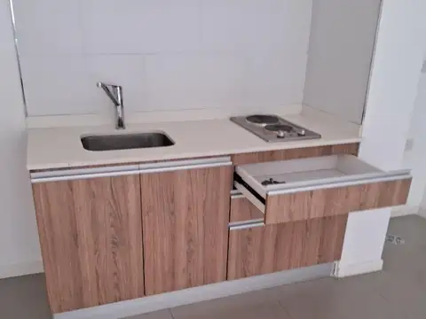 Av San Martin 1700 , Piso 1