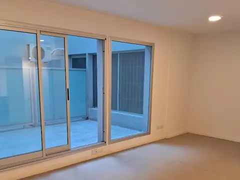 Hermoso departamento divisible en Caballito con patio ameni.