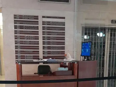 Oficina en Alquiler con 2 cocheras