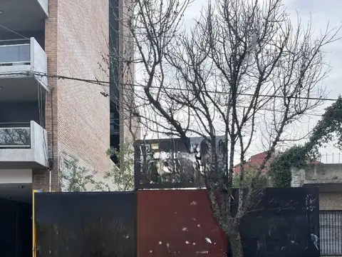 Terreno en Venta en Luis Agote, USD 290.000