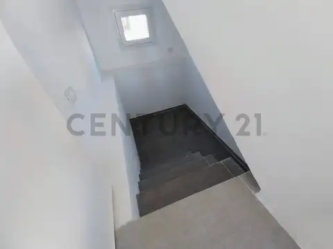 Casa en venta Barrio San Pablo, Pilar. 5 ambientes con pileta.
