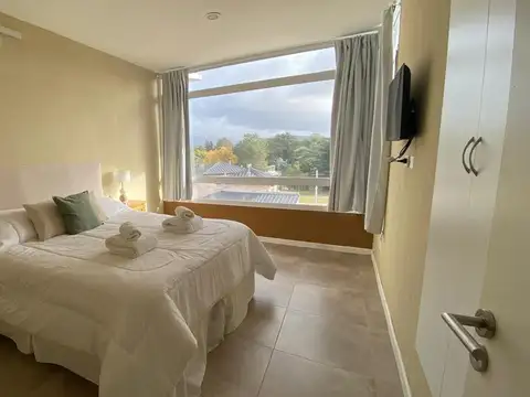 Departamento Triplex  En Venta, Sierra De La Ventana