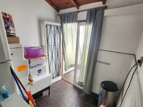 Depto Tipo Casa 2 ambientes con 1 baño