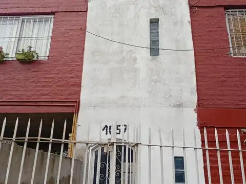 12 De Octubre 1000, Piso 2
