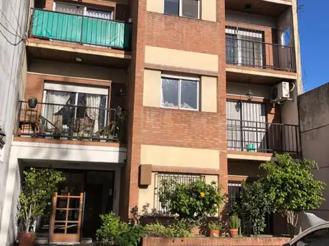 Gral Paz 260 , Piso 1