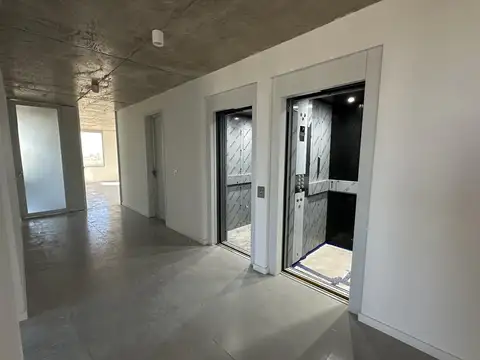Oficina en Alquiler al Norte
