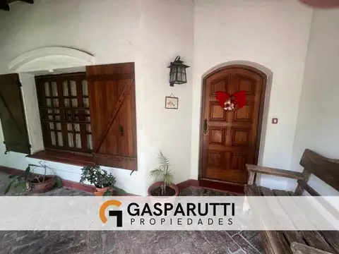 Casa 5 ambientes con 5 baños