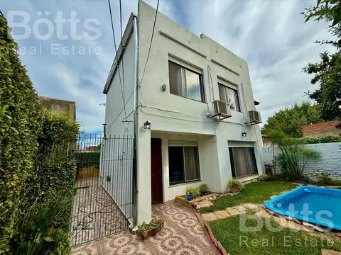 Depto Tipo Casa en Alquiler de 3 dormitorios