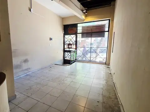 Local en Venta 40 años