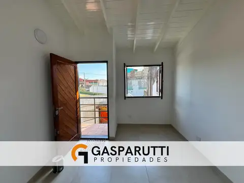 Depto Tipo Casa en Venta de 2 ambientes