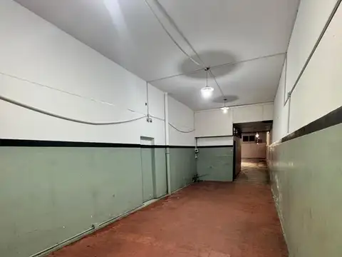 Galpon en Alquiler en Villa Luzuriaga, $ 1.600.000