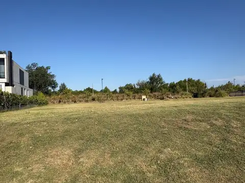 Av. Santa Maria de las Conchas 4100